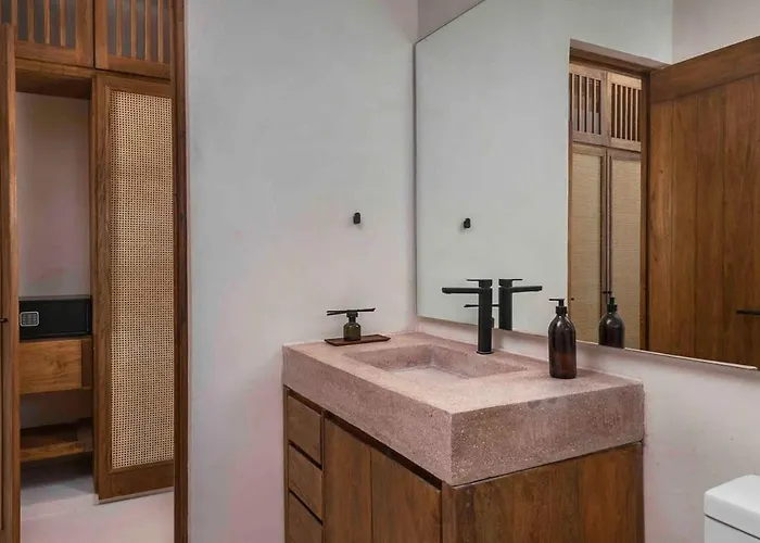 Ferienhaus Stylish 3br With Rooftop Plunge Pool, La Veleta Tulum
