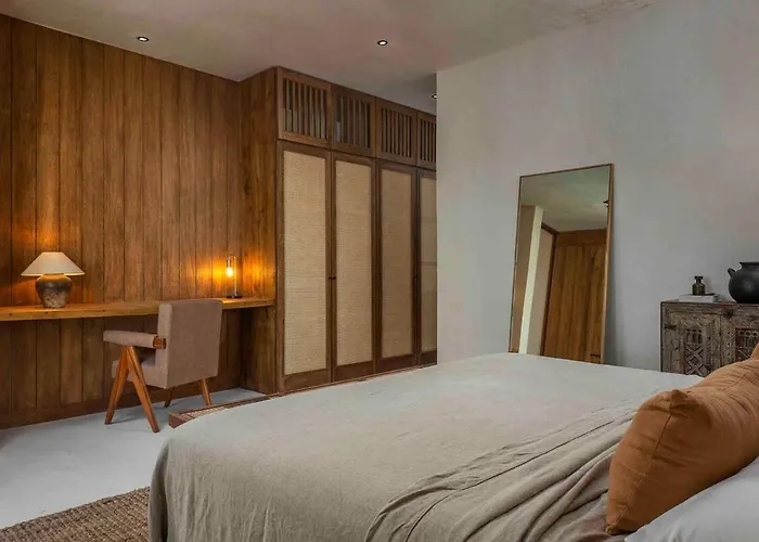 Ferienhaus Stylish 3br With Rooftop Plunge Pool, La Veleta