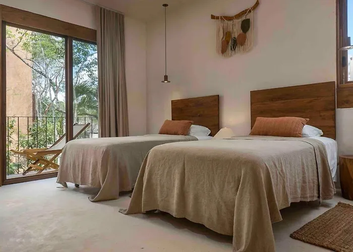 Stylish 3br With Rooftop Plunge Pool, La Veleta Ferienhaus Tulum